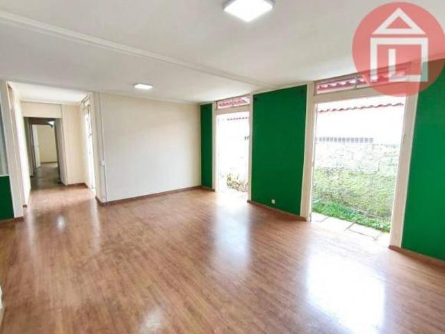 Casa com 3 dormitórios à venda, 117 m² por R$ 800.000,00 Jardim Europa Bragança Paulista/SP
