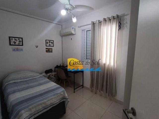 Casa com 3 dormitórios à venda, 128 m² por R$ 790.000,00 Ponta da Praia Santos/SP