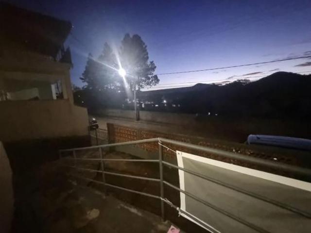 Casa com 3 dormitórios à venda, 120 m² por R$ 299.000,00 Pequeri Pequeri/MG