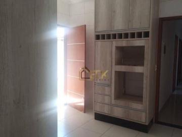 Casa com 3 dormitórios à venda, 131 m² por R$ 721.000 Parque Industrial São José dos Campos/SP