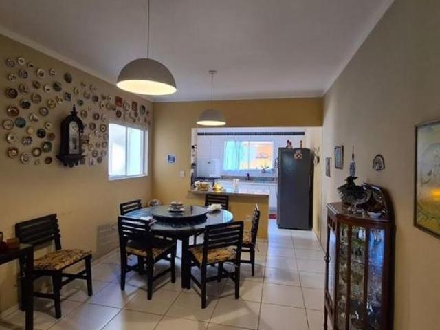 Casa com 3 dormitórios à venda, 131 m² por R$ 850.000,00 Jardim Jaraguá Atibaia/SP
