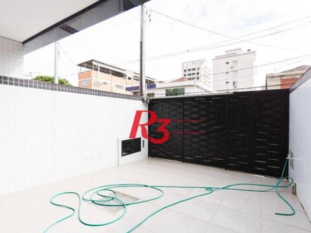 Casa com 3 dormitórios à venda, 150 m² por R$ 1.300.000,00 Aparecida Santos/SP