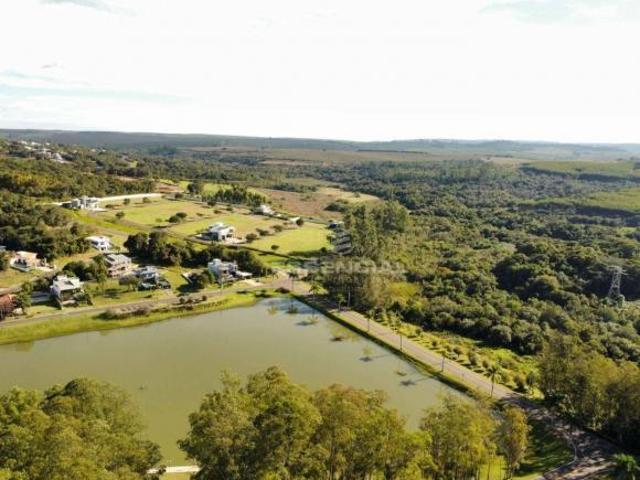 Casa com 3 dormitórios à venda, 165 m² por R$ 890.000,00 Condomínio Ninho Verde II Pardinho/SP