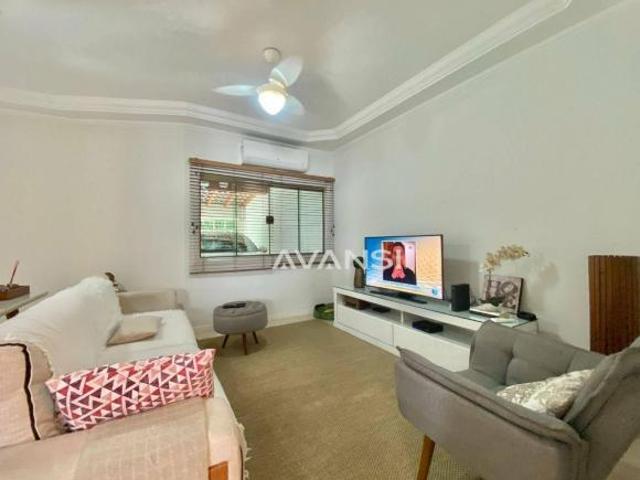 Casa com 3 dormitórios à venda, 160 m² por R$ 650.000,00 Vila Belvedere Americana/SP