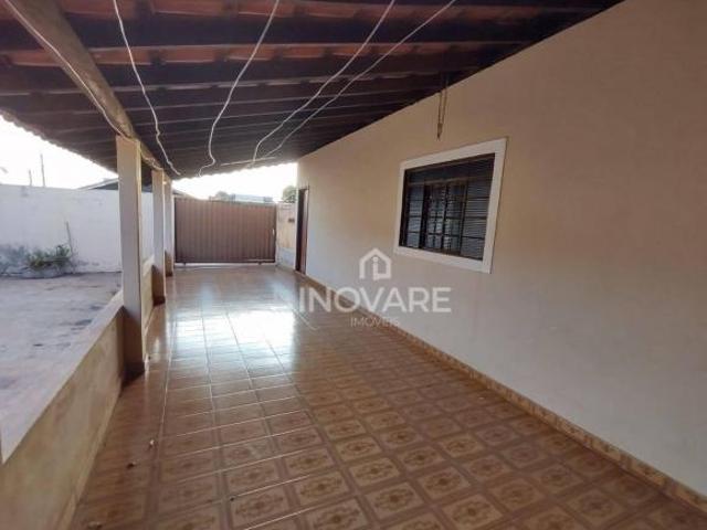 Casa com 3 dormitórios à venda, 184 m² por R$ 300.000,00 Setor Social Itumbiara/GO