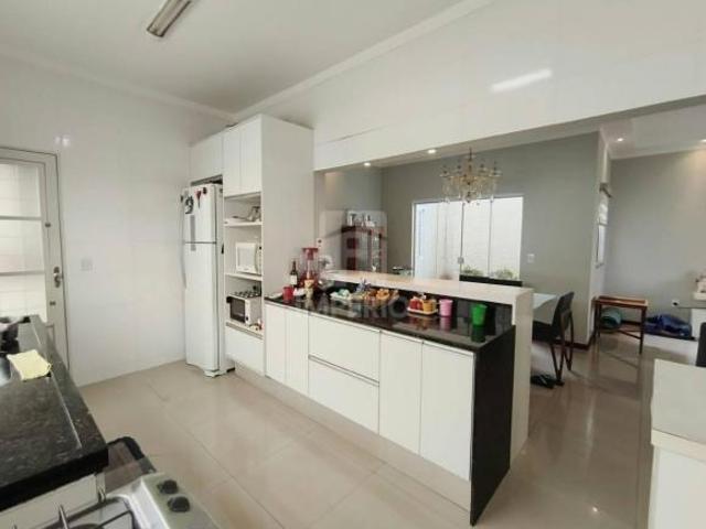 Casa com 3 dormitórios à venda, 180 m² Jardim Campos Prado Jaú/SP