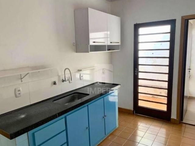 Casa com 3 dormitórios à venda, 180 m² por R$ 430.000,00 Centro Jaú/SP