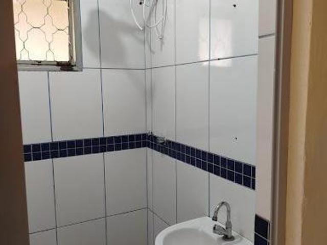 Casa com 3 dormitórios à venda, 197 m² por R$ 260.000,00 Jardim Corcetti I Varginha/MG
