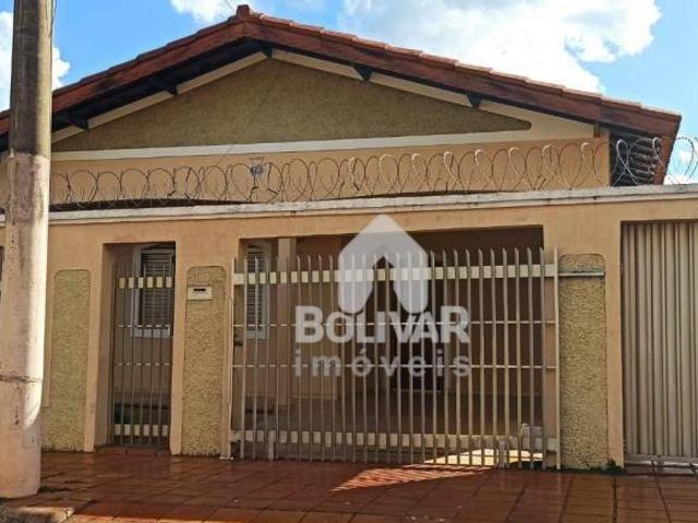 Casa com 3 dormitórios à venda, 190 m² por R$ 550.000,00 Setor Social Itumbiara/GO