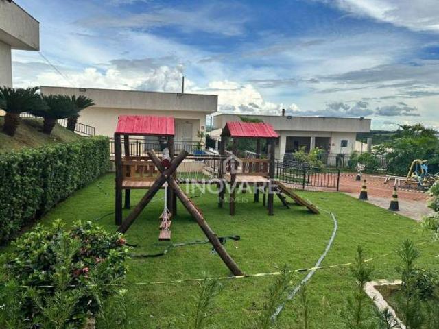 Casa com 3 dormitórios à venda, 190 m² por R$ 600.000,00 Araporã Araporã/MG