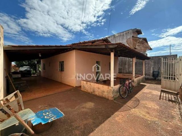 Casa com 3 dormitórios à venda, 1 m² por R$ 250.000 Alvorada Araporã/MG