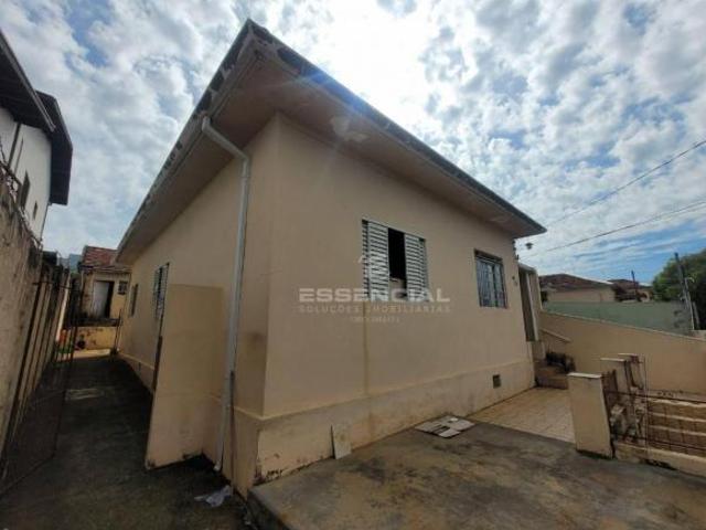 Casa com 3 dormitórios à venda, 200 m² por R$ 280.000,00 Vila Casa Branca Botucatu/SP