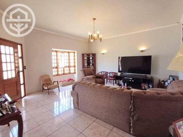Casa com 3 dormitórios à venda, 215 m² por R$ 880.000,00 Jardim Soares Barretos/SP