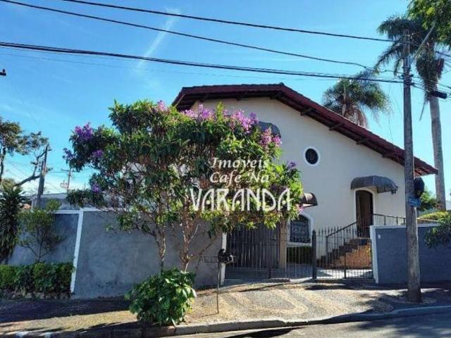 Casa com 3 dormitórios à venda, 210 m² por R$ 740.000,00 Jardim Santo Antônio Valinhos/SP