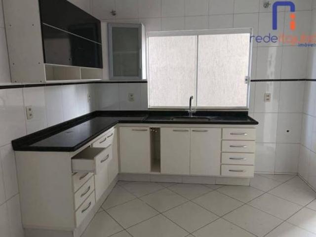 Casa com 3 dormitórios à venda, 212 m² por R$ 990.000,00 Pinheirinho Itajubá/MG