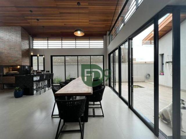 Casa com 3 dormitórios à venda, 229 m² por R$ 2.000.000,00 Fazenda Santa Lúcia Americana/SP