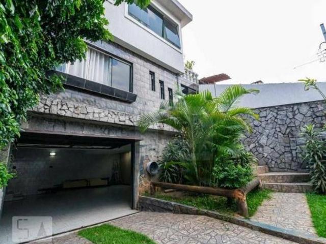Casa com 3 dormitórios à venda, 220 m² por R$ 850.000,00 Vila das Mercês São Paulo/SP