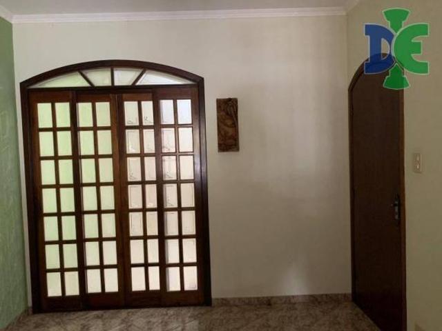Casa com 3 dormitórios à venda, 221 m² por R$ 650.000,00 Centro Jacareí/SP