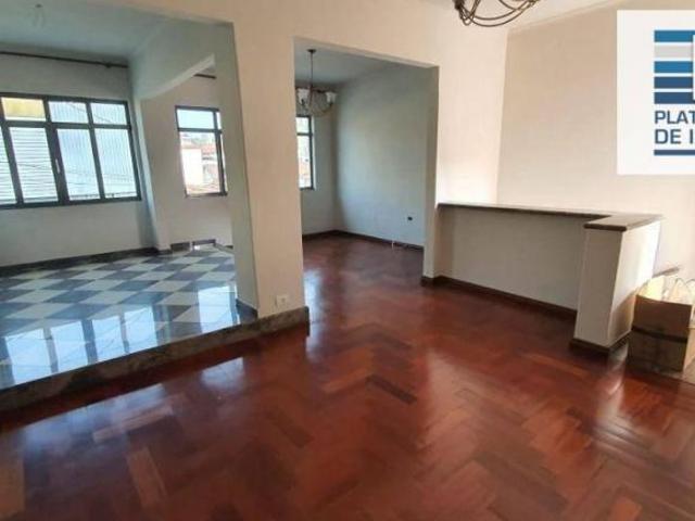 Casa com 3 dormitórios à venda, 238 m² por R$ 850.000,00 Centro Bragança Paulista/SP