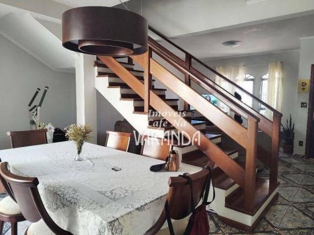 Casa com 3 dormitórios à venda, 248 m² por R$ 935.000,00 Residencial Santa Maria Valinhos/SP