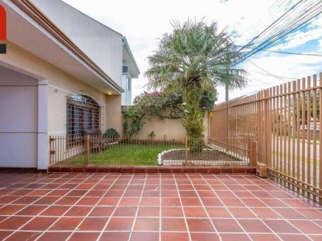 Casa com 3 quartos à venda, 241 m² por R$ 1.300.000 Capão da Imbuia Curitiba/PR