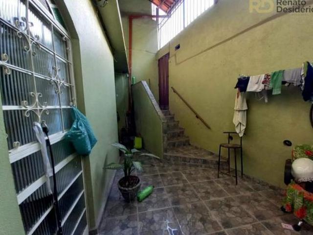 Casa com 3 dormitórios à venda, 243 m² Primeiro de Maio Belo Horizonte/MG