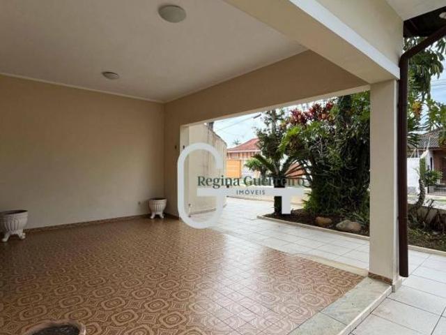 Casa com 3 dormitórios à venda, 255 m² por R$ 800.000,00 Jardim Imperador Peruíbe/SP