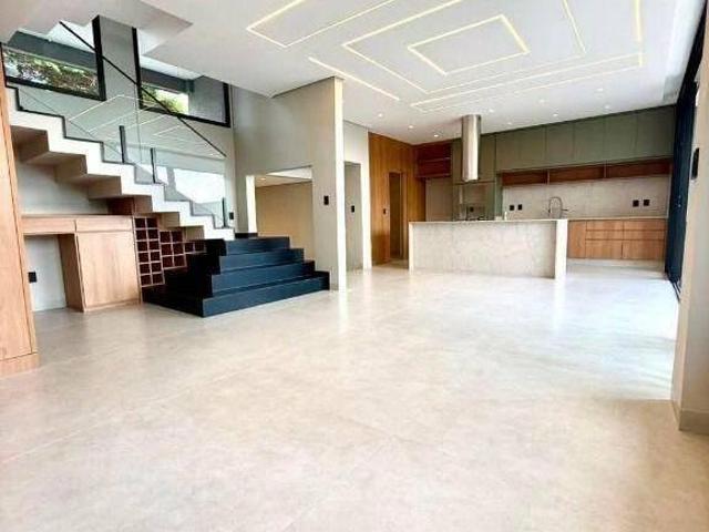 Casa com 3 dormitórios à venda, 250 m² por R$ 2.490.000,00 Condomínio Residencial Euroville Brag