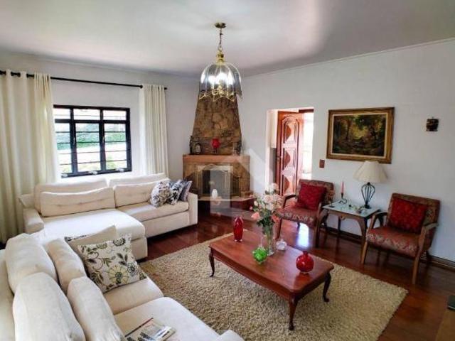 Casa com 3 dormitórios à venda, 264 m² por R$ 980.000,00 Jardim Centenário Poços de Caldas/MG