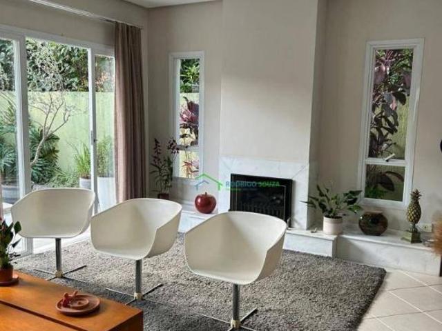 Casa com 3 dormitórios à venda, 278 m² por R$ 3.200.000,00 Alphaville Santana de Parnaíba/SP