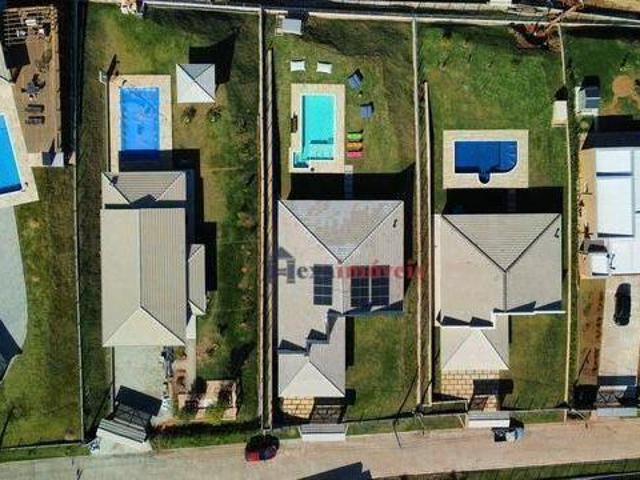 Casa com 3 dormitórios à venda, 284 m² por R$ 2.000.000 Olho D&apos água Mairinque/SP
