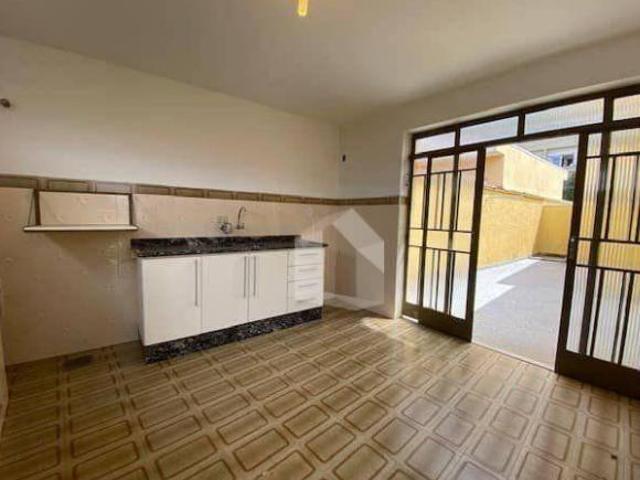 Casa com 3 dormitórios à venda, 290 m² por R$ 950.000,00 Jardim dos Estados Poços de Caldas/MG
