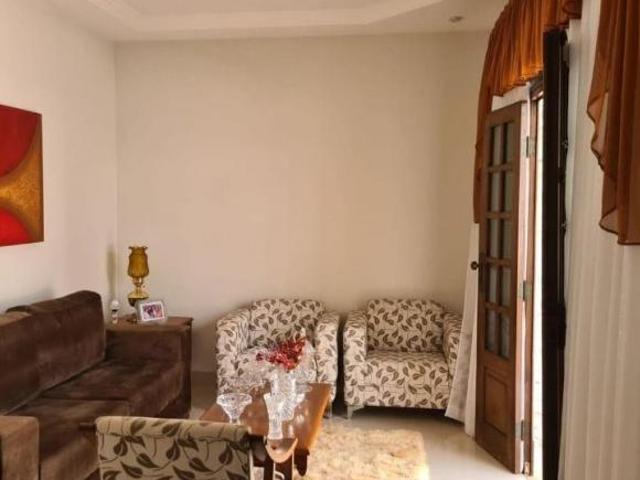 Casa com 3 dormitórios à venda, 292 m² por R$ 1.200.000,00 Jardim Glória Juiz de Fora/MG
