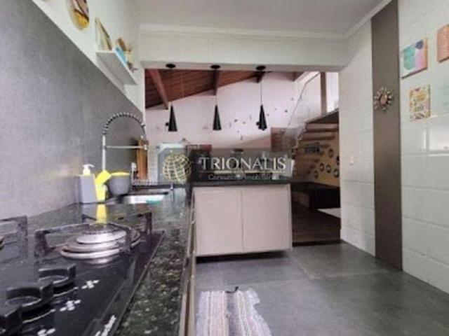 Casa com 3 dormitórios à venda, 300 m² por R$ 1.500.000,00 Jardim Jaraguá Atibaia/SP