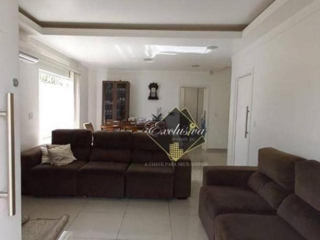 Casa com 3 dormitórios à venda, 300 m² por R$ 1.600.000,00 Chácara dos Cravos Poços de Caldas/MG