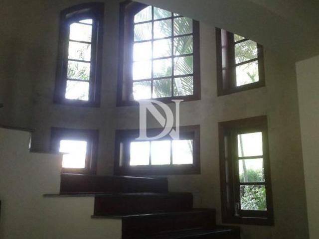 Casa com 3 dormitórios à venda, 300 m² por R$ 1.350.000,00 Condomínio Campos de Santo Antônio It