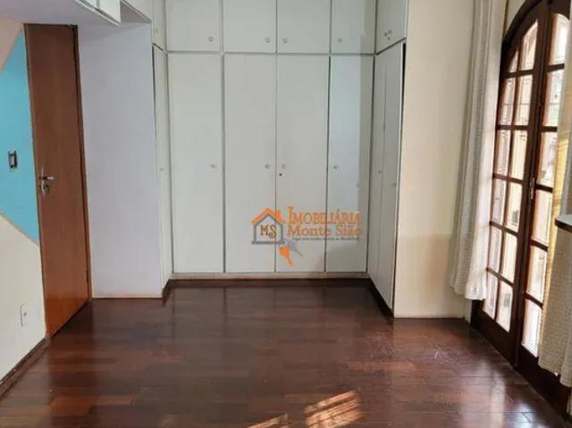 Casa com 3 dormitórios à venda, 300 m² por R$ 650.000,00 Jardim Santa Mena Guarulhos/SP
