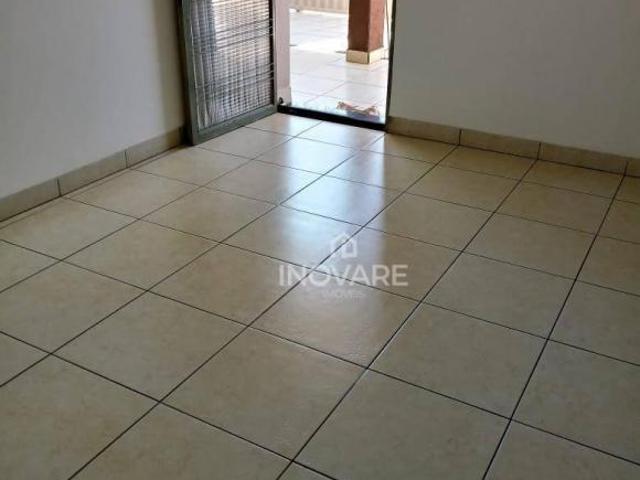 Casa com 3 dormitórios à venda, 324 m² por R$ 420.000,00 Centro Itumbiara/GO