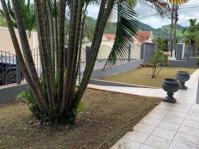Casa com 3 dormitórios à venda, 326 m² por R$ 1.500.000,00 Pinheirinho Itajubá/MG
