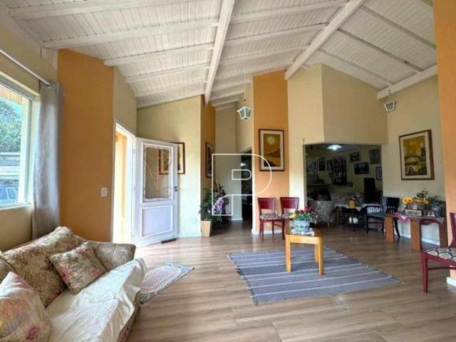 Casa com 3 dormitórios à venda, 330 m² por R$ 1.600.000,00 Granja Viana Cotia/SP