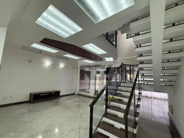 Casa com 3 dormitórios à venda, 330 m² por R$ 2.649.500,00 Ponta da Praia Santos/SP