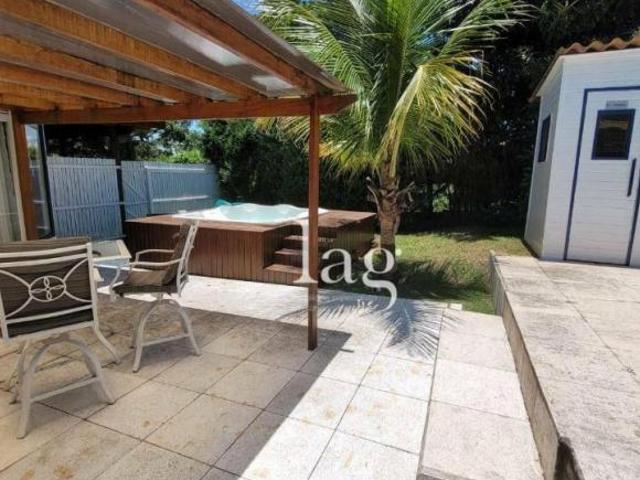 Casa com 3 dormitórios à venda, 340 m² por R$ 1.850.000,00 Condomínio Portal do Sabiá Araçoiaba