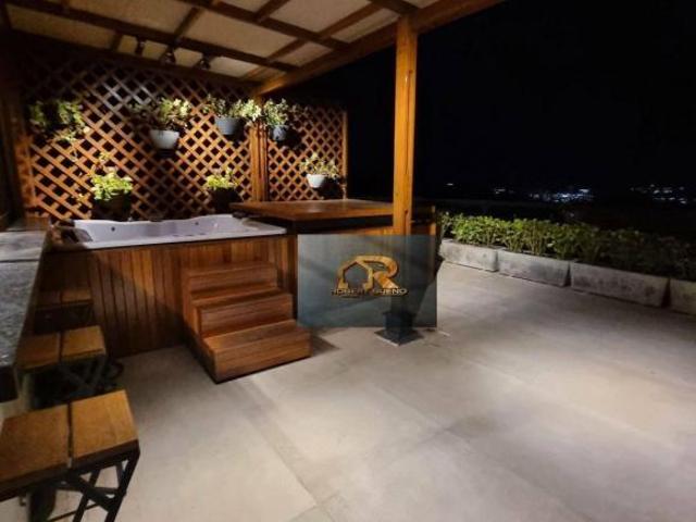 Casa com 3 dormitórios à venda, 350 m² por R$ 2.200.000,00 Condomínio Residencial Campos do Conde