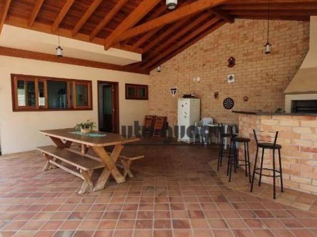 Casa com 3 dormitórios à venda, 400 m² por R$ 1.800.000,00 Condomínio Campos de Santo Antônio It