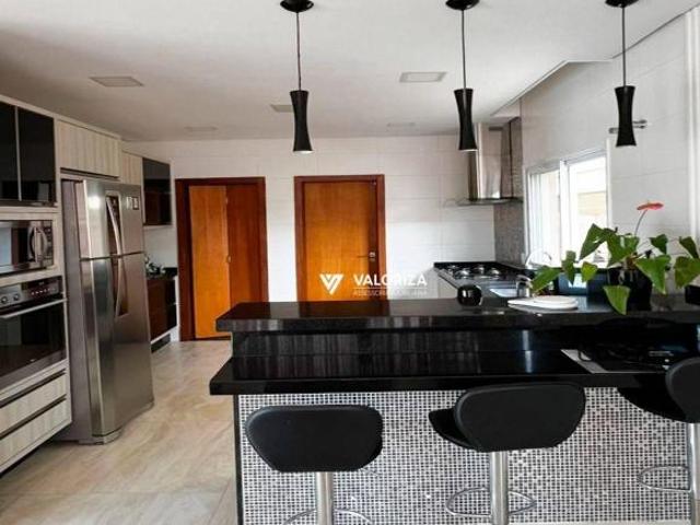 Casa com 3 dormitórios à venda, 400 m² por R$ 2.400.000,00 Jardim Gramados de Sorocaba Sorocaba/