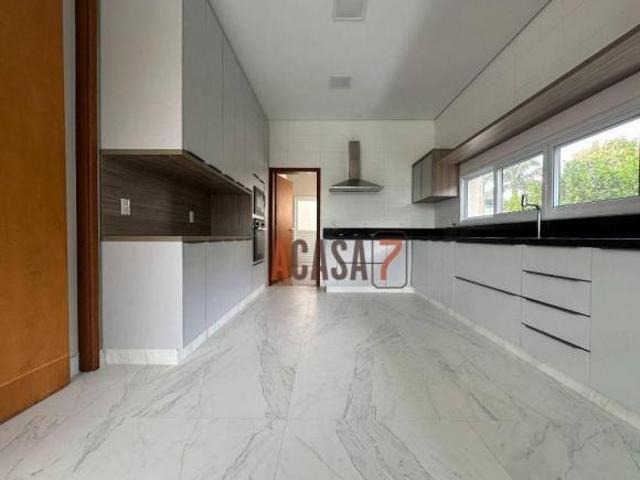 Casa com 3 dormitórios à venda, 457 m² por R$ 5.000.000,00 Condomínio Lago Azul Araçoiaba da Ser