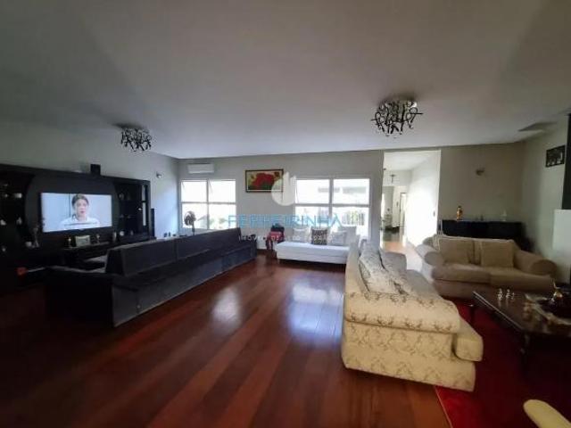 Casa com 3 dormitórios à venda, 520 m² por R$ 3.800.000,00 Urbanova São José