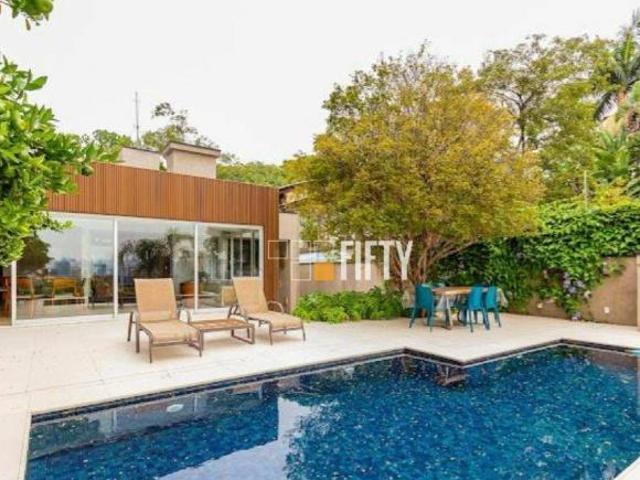 Casa com 3 dormitórios à venda, 608 m² Jardim Everest São Paulo/SP