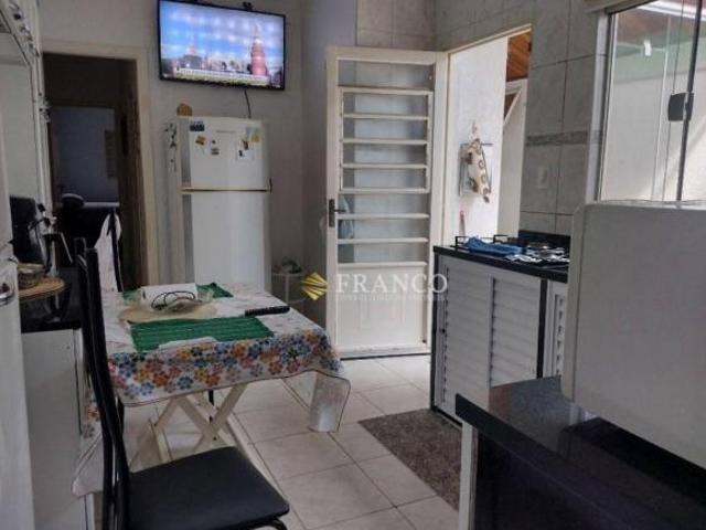 Casa com 3 dormitórios à venda, 73,60m² Vila São José Taubaté/SP
