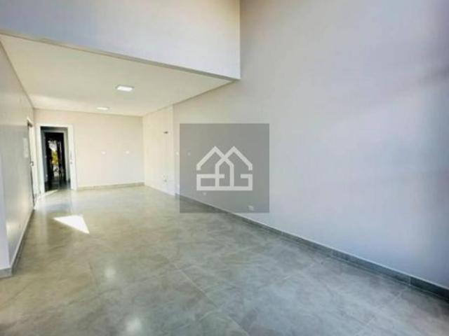 Casa com 3 dormitórios à venda, 88 m² por R$ 590.000 Piazza Tressoldi Cascavel/PR
